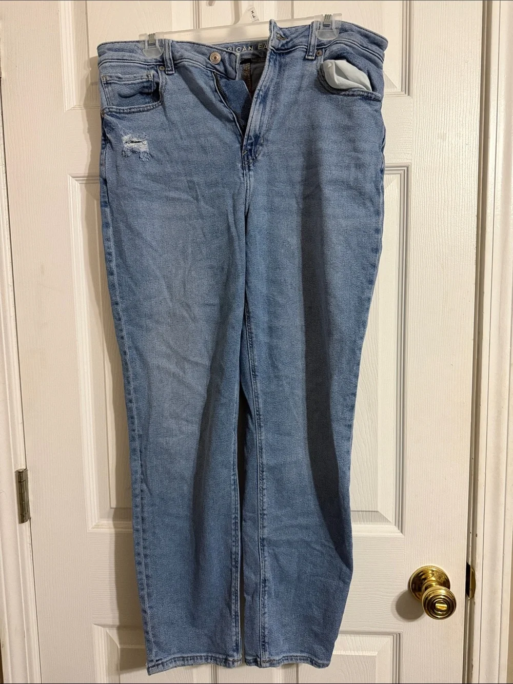 American Eagle Outfitters Light Blue Mom Jeans (Stretch)